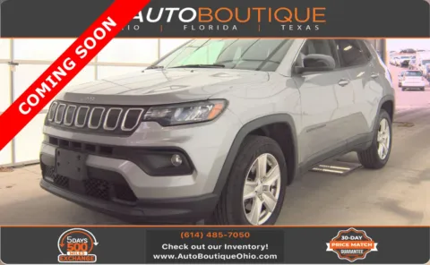 Silver 2022 Jeep Compass Latitude for sale in Columbus, OH