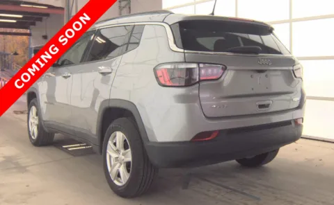 More photos of 2022 Jeep Compass Latitude at Auto Boutique Ohio, OH