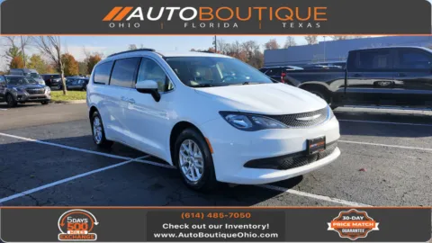 White 2021 Chrysler Voyager LXI for sale in Columbus, OH