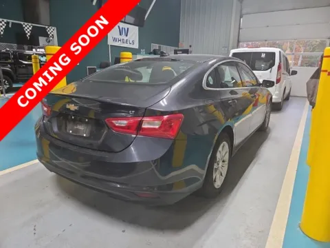More photos of 2023 Chevrolet Malibu LT at Auto Boutique Ohio, OH