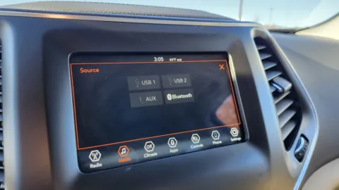 More photos of 2021 Jeep Cherokee Latitude at Auto Boutique Ohio, OH