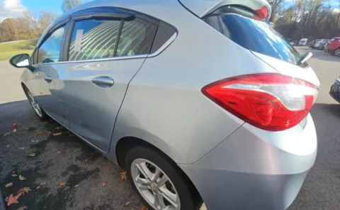 More photos of 2018 Chevrolet Cruze LT at Auto Boutique Ohio, OH