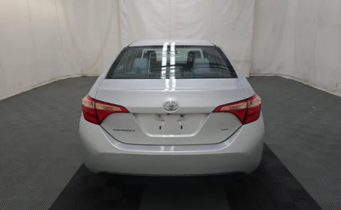 More photos of 2018 Toyota Corolla LE at Auto Boutique Ohio, OH