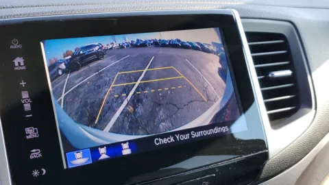 Another view of 2018 Honda Pilot EX-L for sale in Columbus, OH at Auto Boutique Ohio