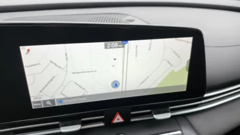 More photos of 2021 Hyundai Elantra Limited at Auto Boutique Ohio, OH