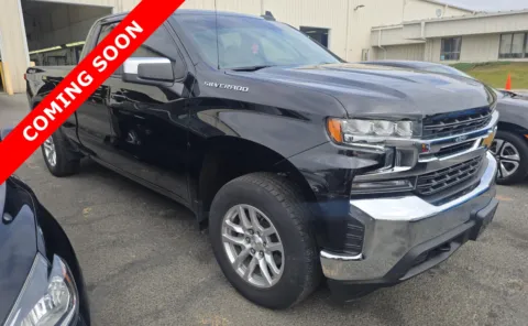 Another view of 2021 Chevrolet Silverado 1500 LT for sale in Columbus, OH at Auto Boutique Ohio