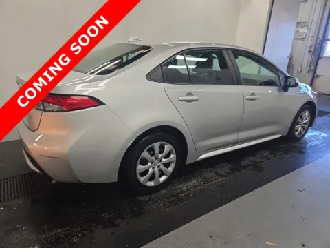 More photos of 2021 Toyota Corolla LE at Auto Boutique Ohio, OH