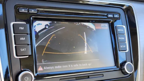 More photos of 2015 Volkswagen Passat 2.0L TDI SE w/Sunroof at Auto Boutique Ohio, OH