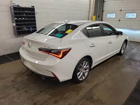 More photos of 2020 Acura ILX at Auto Boutique Ohio, OH