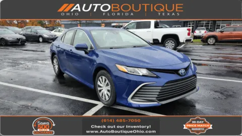 Blue 2023 Toyota Camry Hybrid LE for sale in Columbus, OH