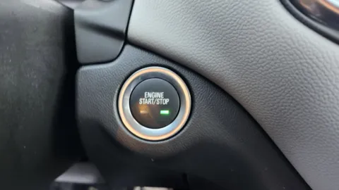 More photos of 2022 Chevrolet Equinox LS at Auto Boutique Ohio, OH