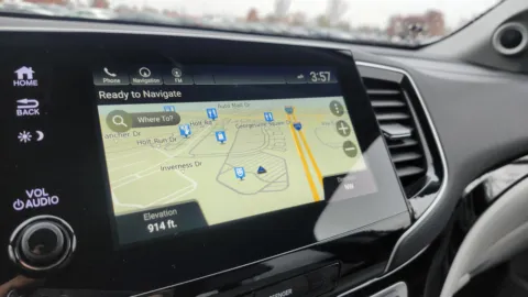 More photos of 2021 Honda Pilot Elite at Auto Boutique Ohio, OH