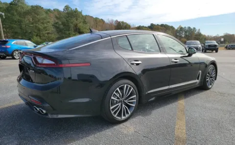 More photos of 2018 Kia Stinger Premium at Auto Boutique Ohio, OH
