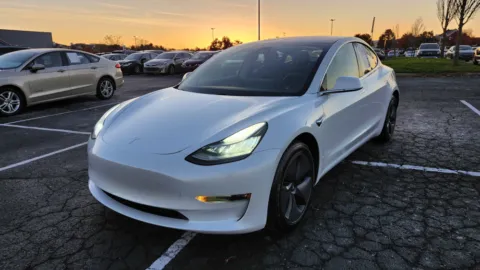 More photos of 2019 Tesla Model 3 Standard Range Plus at Auto Boutique Ohio, OH