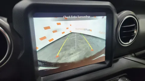 More photos of 2023 Jeep Wrangler 4xe Rubicon at Auto Boutique Ohio, OH