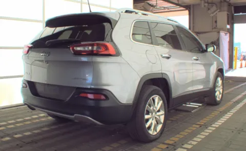 More photos of 2017 Jeep Cherokee Limited at Auto Boutique Ohio, OH