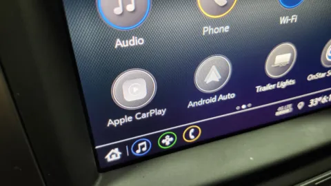 More photos of 2022 Chevrolet Silverado 2500HD Custom at Auto Boutique Ohio, OH