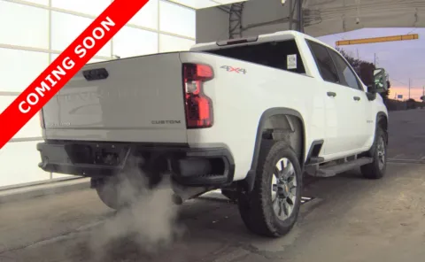 More photos of 2024 Chevrolet Silverado 2500HD Custom at Auto Boutique Ohio, OH