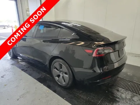 More photos of 2022 Tesla Model 3 at Auto Boutique Ohio, OH