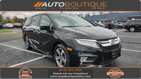 Black 2018 Honda Odyssey Touring for sale in Columbus, OH