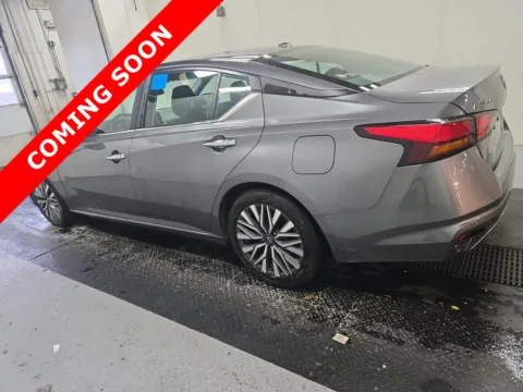 Another view of 2024 Nissan Altima 2.5 SV for sale in Columbus, OH at Auto Boutique Ohio