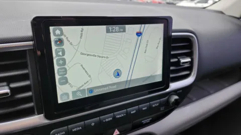 More photos of 2021 Hyundai Venue SEL at Auto Boutique Ohio, OH