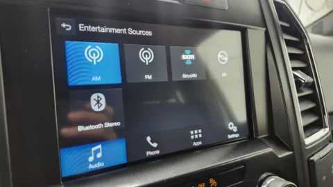 More photos of 2016 Ford F-150 XLT at Auto Boutique Ohio, OH