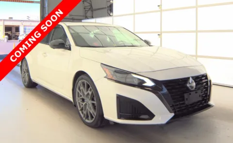 Another view of 2023 Nissan Altima 2.0 SR for sale in Columbus, OH at Auto Boutique Ohio