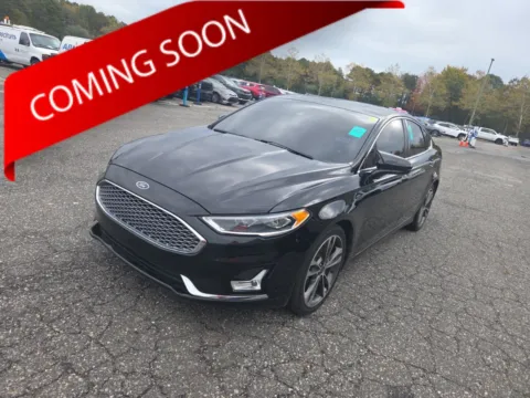 Black 2020 Ford Fusion Titanium for sale in Columbus, OH