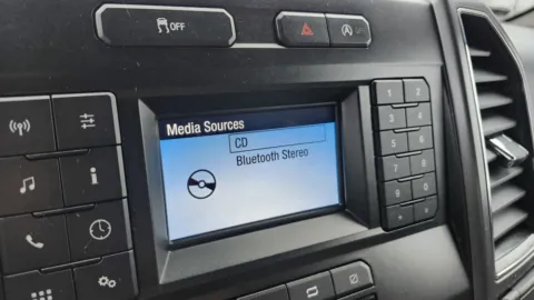 More photos of 2018 Ford F-150 XLT at Auto Boutique Ohio, OH