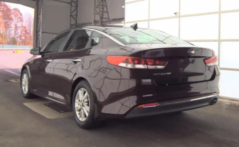 More photos of 2018 Kia Optima LX at Auto Boutique Ohio, OH