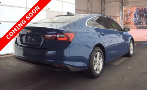 More photos of 2023 Chevrolet Malibu LS at Auto Boutique Ohio, OH