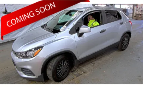 Silver 2018 Chevrolet Trax LS for sale in Columbus, OH