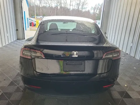 More photos of 2019 Tesla Model 3 Standard Range at Auto Boutique Ohio, OH