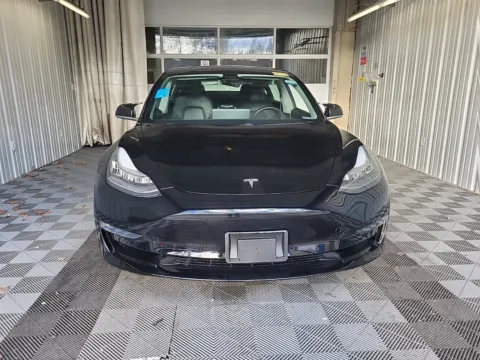 Another view of 2019 Tesla Model 3 Standard Range for sale in Columbus, OH at Auto Boutique Ohio