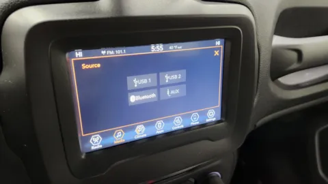 More photos of 2020 Jeep Renegade Latitude at Auto Boutique Ohio, OH