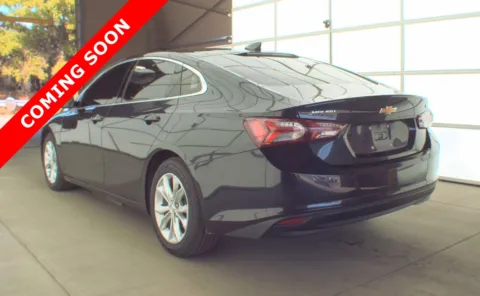 More photos of 2022 Chevrolet Malibu LT at Auto Boutique Ohio, OH