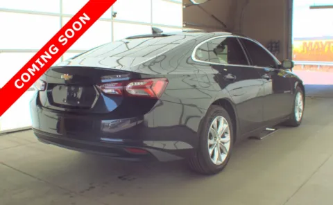 More photos of 2022 Chevrolet Malibu LT at Auto Boutique Ohio, OH