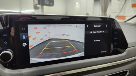 More photos of 2023 Hyundai Sonata SEL at Auto Boutique Ohio, OH