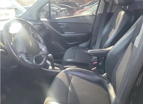 More photos of 2019 Chevrolet Trax LT at Auto Boutique Ohio, OH