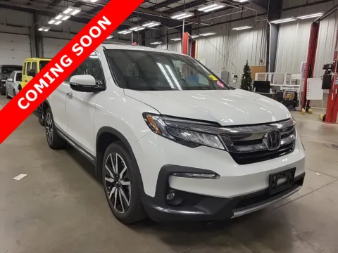 Another view of 2021 Honda Pilot Touring 7-Passenger for sale in Columbus, OH at Auto Boutique Ohio