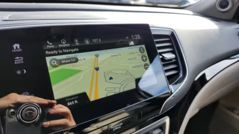 More photos of 2021 Honda Pilot Touring 7-Passenger at Auto Boutique Ohio, OH