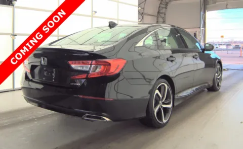 More photos of 2022 Honda Accord Sedan Sport at Auto Boutique Ohio, OH