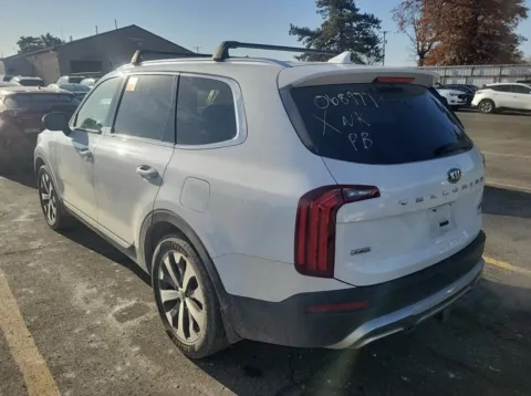 More photos of 2020 Kia Telluride EX at Auto Boutique Ohio, OH
