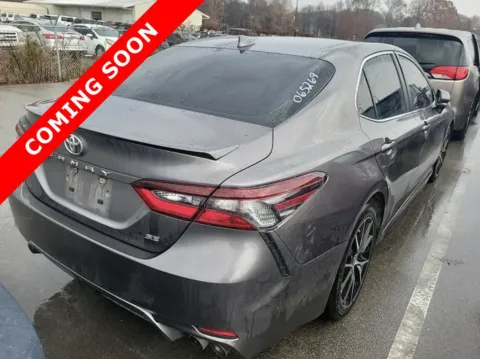 More photos of 2022 Toyota Camry SE at Auto Boutique Ohio, OH