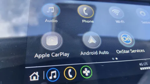 More photos of 2023 Buick Encore GX Preferred at Auto Boutique Ohio, OH