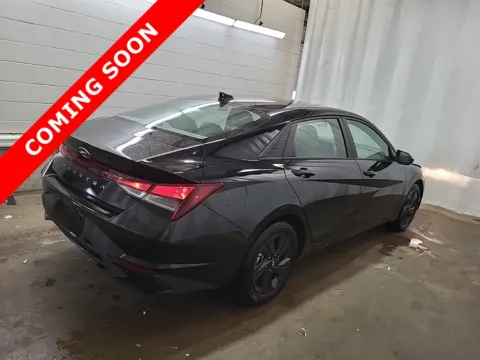 More photos of 2023 Hyundai Elantra SEL at Auto Boutique Ohio, OH