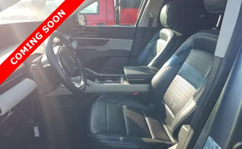 More photos of 2024 Lincoln Nautilus Reserve at Auto Boutique Ohio, OH