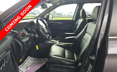 More photos of 2021 Honda Pilot EX-L at Auto Boutique Ohio, OH