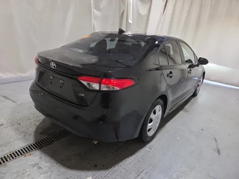 More photos of 2020 Toyota Corolla LE at Auto Boutique Ohio, OH